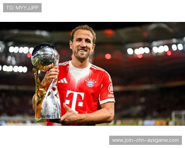 拜仁凯恩禁区前转身抽射精度极高